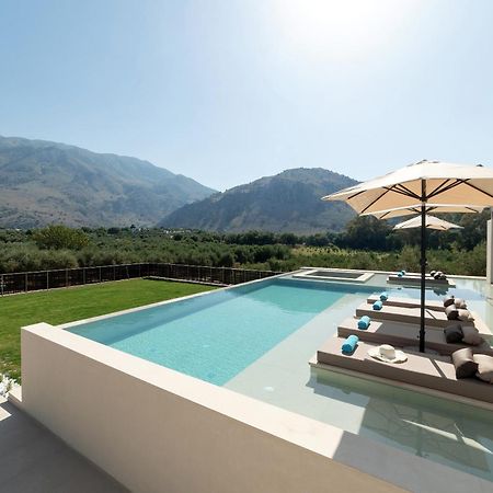 Villa El By Posarellivillas Mouríon Eksteriør bilde
